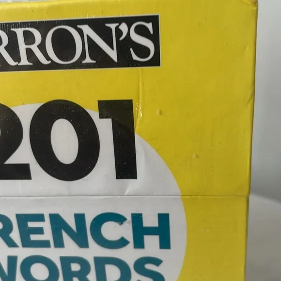 Barrons 201 French words & 291 French phrase flashcards and French dictionary - Picture 9 of 11